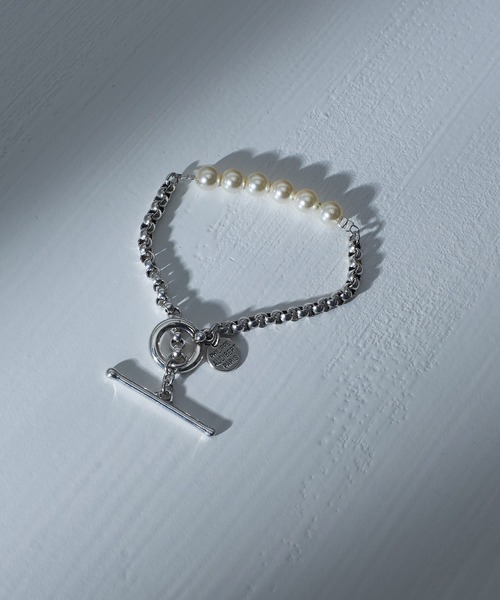 PHILIPPE AUDIBERT(フィリップ オーディベール)の「【PHILIPPE AUDIBERT】パールチェーンブレスレット Bracelet Argane perles de verre laiton BR5960(ブレスレット・レディース・シルバー・FREE)」の3枚目の写真