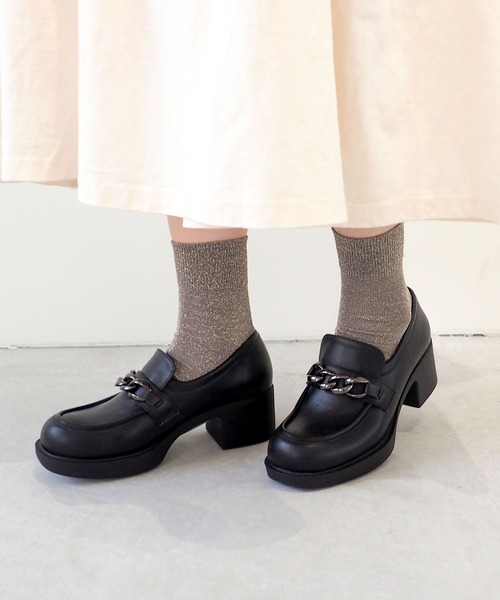 byあしながおじさん（バイアシナガオジサン）の「軽量｜厚底チェーンローファー　8510129（ローファー・レディース・ブラック系その他/ブラック/アイボリー・22.5cm/23cm/23.5cm/24cm/24.5cm）」の19枚目の写真