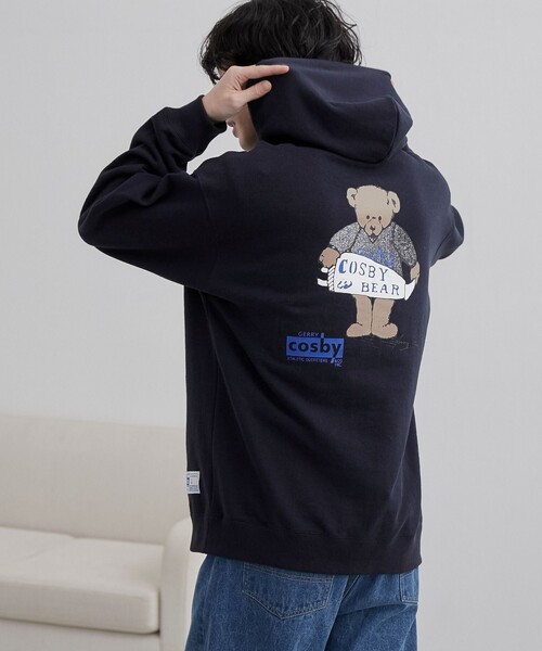 coen（コーエン）の「COSBY（コスビー）別注 ベアプリントパーカー（パーカー・メンズ・ネイビー/ナチュラル・M/L/XL）」の2枚目の写真