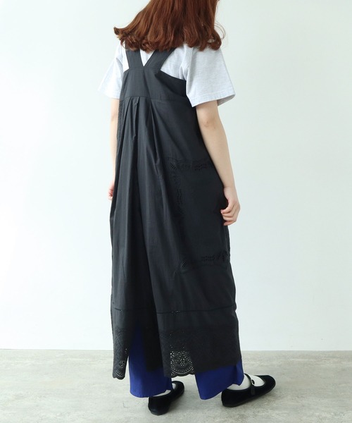 yuni(ユニ )の「カットワーク刺繍 ジャンパースカート(ジャンパースカート・レディース・ホワイト/ブラック・FREE)」の6枚目の写真