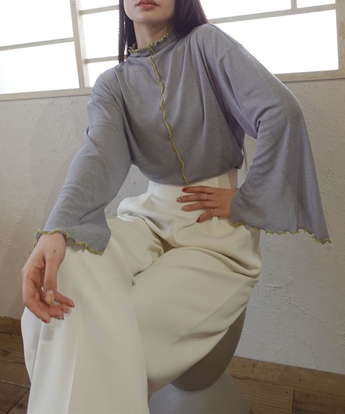 CORNERS（コーナーズ）の「ボトルネックシアーフレアスリーブトップス（Tシャツ/カットソー・レディース・アイボリー/ブラック/グレー/ライム・M）」の18枚目の写真