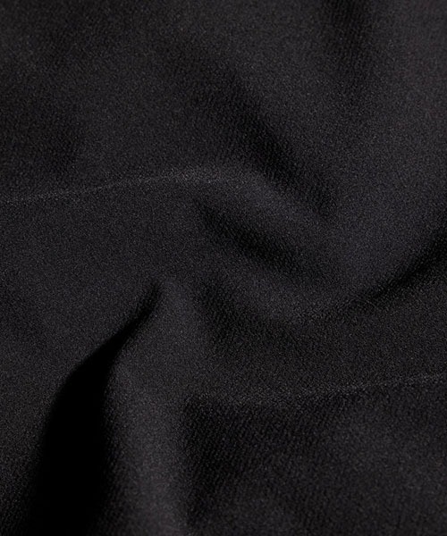 Mammut（マムート）の「トレッカーズ ソフトシェル フーデッド ジャケット アジアンフィット ウィメン / Trekkers SO Hooded Jacket AF Women（マウンテンパーカー・レディース・ブラック/ネイビー・SMALL/MEDIUM/LARGE）」の11枚目の写真