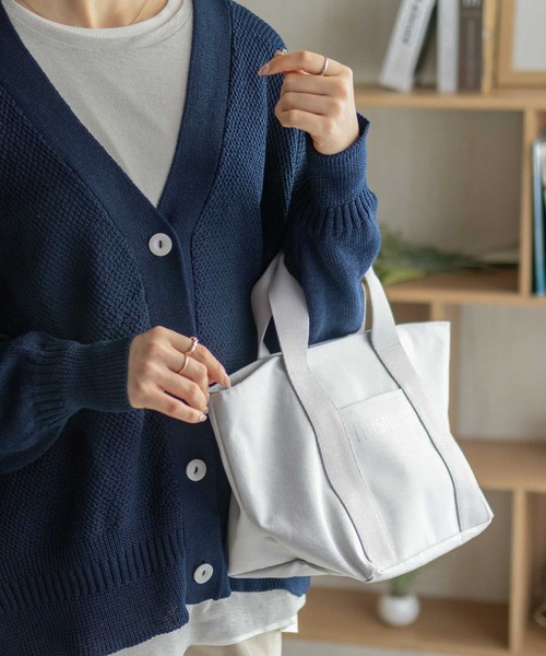 HusHusH（ハッシュアッシュ）の「HusHusH ロゴ入り トートバッグ（トートバッグ・レディース・パープル/グレー/ピンク・フリー）」の4枚目の写真