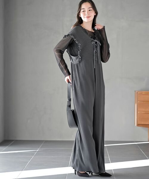 rps（アールピーエス）の「レースアッププリーツオールインワン（サロペット/オーバーオール・レディース・ブラック/チャコールグレー・フリー）」の3枚目の写真