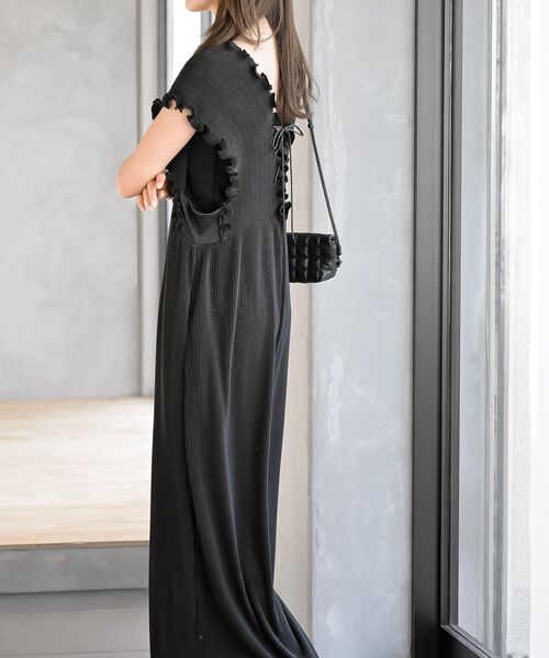 rps（アールピーエス）の「レースアッププリーツオールインワン（サロペット/オーバーオール・レディース・ブラック/チャコールグレー・フリー）」の14枚目の写真