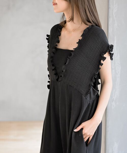 rps（アールピーエス）の「レースアッププリーツオールインワン（サロペット/オーバーオール・レディース・ブラック/チャコールグレー・フリー）」の15枚目の写真