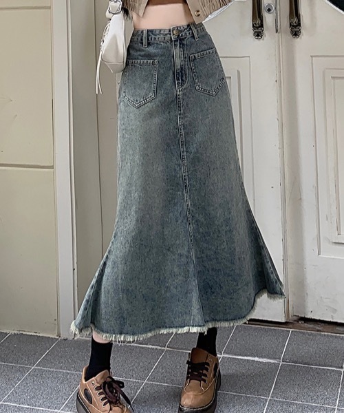 SHEPP（シープ）の「裾フリンジ ヴィンテージデニムマーメードスカート（スカート・レディース・ブルー・M/L）」の7枚目の写真