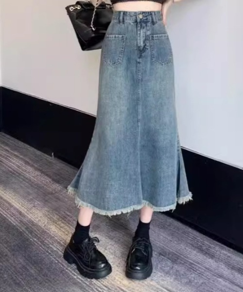 SHEPP（シープ）の「裾フリンジ ヴィンテージデニムマーメードスカート（スカート・レディース・ブルー・M/L）」の9枚目の写真