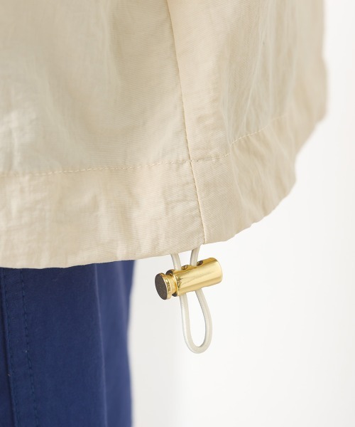 OMNES（オムネス）の「撥水加工ナイロンアノラックパーカー（ブルゾン・レディース・ライトブルー/ブラック/アイボリー/グレイッシュベージュ・FREE）」の10枚目の写真