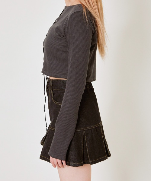 GORGE(ゴージ)の「《編み上げ×キャミSET》レディース リブ アンサンブルトップス レイヤード 春夏秋(Tシャツ/カットソー・レディース・チャコール/ブラック・F)」の4枚目の写真