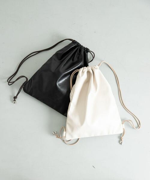 URBAN RESEARCH Sonny Label（アーバンリサーチサニーレーベル）の「エンボスロゴナップサック（バックパック/リュック・レディース・ブラック/アイボリー・ONE）」の19枚目の写真