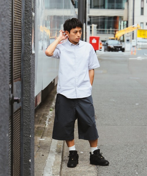 BEAMS（ビームス）の「ストレッチ エンブレム ボタンダウンシャツ（シャツ/ブラウス・メンズ・ライトグレー/ホワイト/サックスブルー・SMALL/MEDIUM/LARGE/X-LARGE/XX-LARGE）」の10枚目の写真