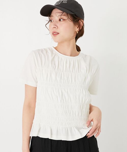 le.coeur blanc（ルクールブラン）の「フロントシャーリングTシャツ（Tシャツ/カットソー・レディース・オフホワイト/ブラック・38）」の2枚目の写真
