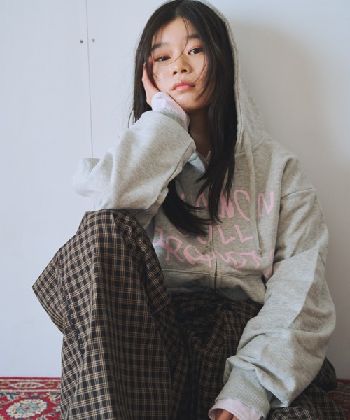 common gull products.(コモンガルプロダクツ)の「common gull products. zip hoodie 25spring.(パーカー・レディース・ホワイト系/杢グレー/グリーン系/ピンク系/ネイビー系1/グレー系1/ネイビー・MEDIUM/SMALL/LARGE)」の16枚目の写真