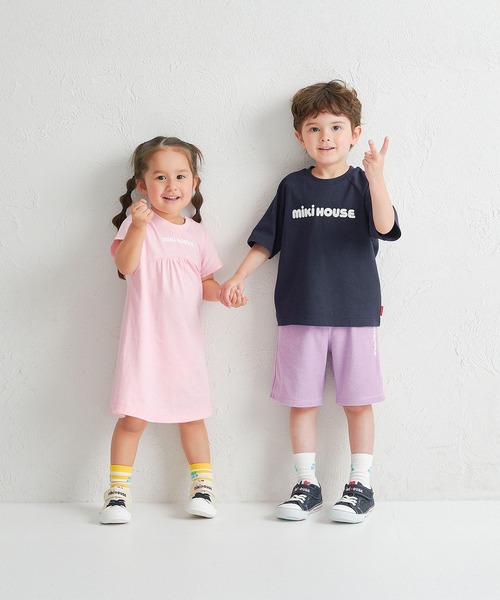 MIKI HOUSE（ミキハウス）の「【WEB限定】バックロゴ半袖Ｔシャツ（Tシャツ/カットソー・キッズ・パープル/グリーン/ライトグリーン/ブルー/ホワイト/レッド/ネイビー/イエロー・120cm/100cm/80ｃｍ/130cm/90cm/110cm/150cm/140cm）」の22枚目の写真