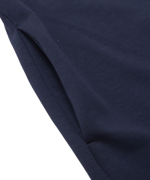 Arnold Palmer（アーノルドパーマー）の「シルキーポンチ 衿ロゴ カットワンピース（ワンピース・レディース・ベージュ/ネイビー・S/M/L）」の17枚目の写真