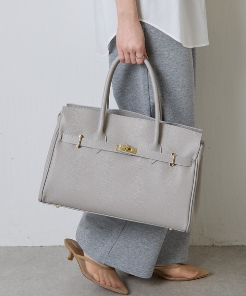 AULENTTI/レザートートバッグ