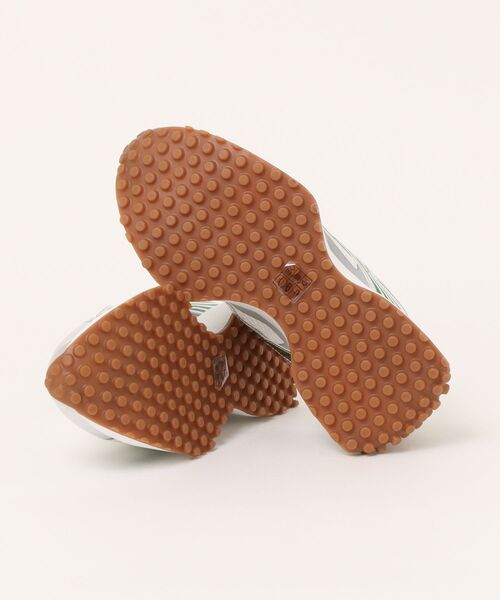 STEVE MADDEN（スティーブマデン）の「デザインソールスニーカー/S.MADDEN CAUSEWAY-VS（スニーカー・レディース・ホワイト×シルバー/ホワイト×グリーン・24.5cm/24.0cm/23.5-24/23.5cm/23.0cm/22.5cm）」の4枚目の写真