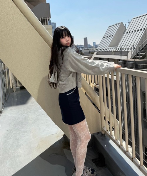 hugi(ハギ)の「RIBBON KNIT HOODIE/リボンニットフーディ(ニット/セーター・レディース・サックスブルー/オフホワイト/グレー・FREE)」の5枚目の写真