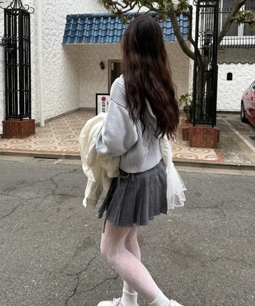 hugi(ハギ)の「RIBBON KNIT HOODIE/リボンニットフーディ(ニット/セーター・レディース・サックスブルー/オフホワイト/グレー・FREE)」の16枚目の写真