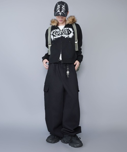 SPINNS(スピンズ)の「フェード加工デニムバックパック/大容量/Y2K/グランジ/ユニセックス(バックパック/リュック・メンズ・カーキ/ブラック・ONESIZE)」の12枚目の写真