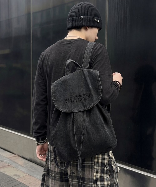 y2k 00s vintage リュック　レザー ブラック グランジ パンク Y2Kフェード加工デニムリュック/オールドイングリッシュ刺繍ロゴ/大