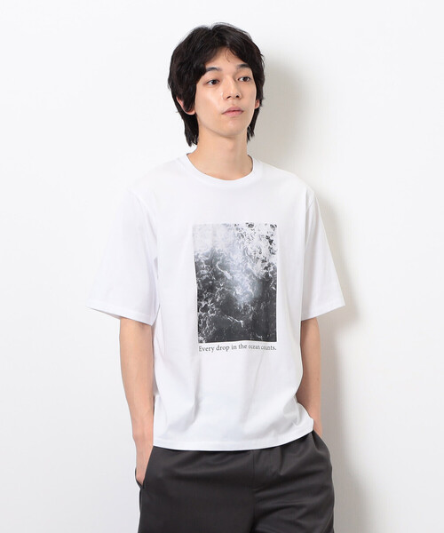 COMME CA ISM(コムサイズム)の「【接触冷感】 Feel-Cool フォトTシャツ 「SEA」(Tシャツ/カットソー・メンズ・ホワイト/グレー・LARGE/MEDIUM)」の4枚目の写真