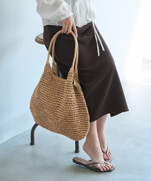 STYLE DELI（スタイルデリ）の「軽くてこなれたペーパー素材トートバッグ（トートバッグ・レディース・ブラウン系その他/ベージュ系その他・FREE）」の11枚目の写真