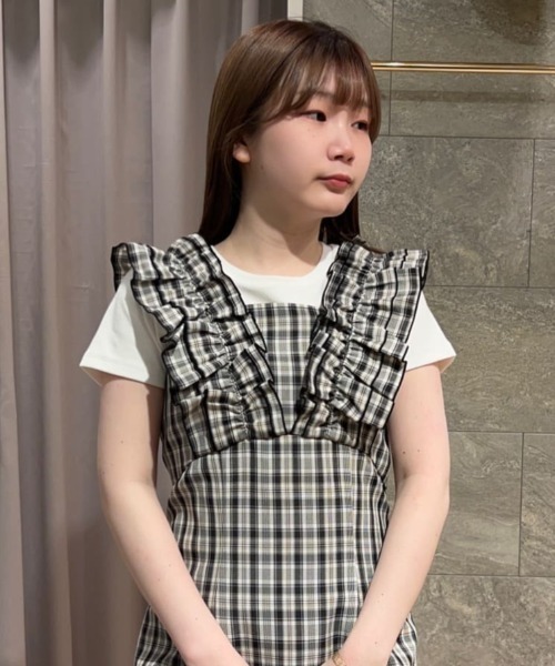 REDYAZEL(レディアゼル)の「2wayフリルショルダーチェックワンピース(ワンピース・レディース・ブラック/ベージュ/ブルー・SMALL/MEDIUM)」の20枚目の写真