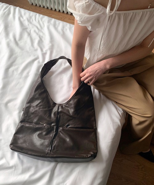 on:nue（オンニュ）の「【on:nue】マルチデイトートバッグ（トートバッグ・レディース・アイボリー/ブラウン/ブラック・ONE SIZE）」の3枚目の写真