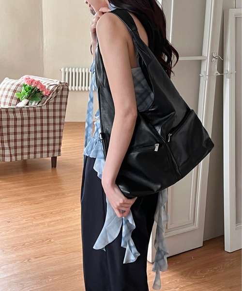 on:nue（オンニュ）の「【on:nue】マルチデイトートバッグ（トートバッグ・レディース・アイボリー/ブラウン/ブラック・ONE SIZE）」の10枚目の写真