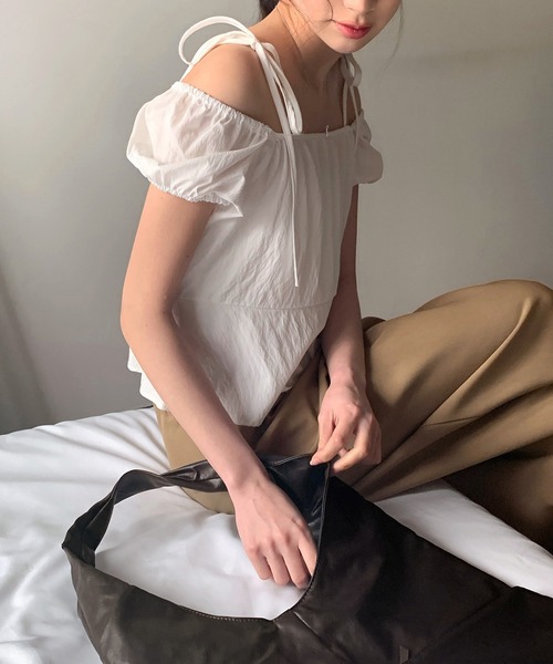 on:nue（オンニュ）の「【on:nue】マルチデイトートバッグ（トートバッグ・レディース・アイボリー/ブラウン/ブラック・ONE SIZE）」の19枚目の写真