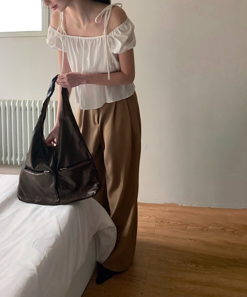 on:nue（オンニュ）の「【on:nue】マルチデイトートバッグ（トートバッグ・レディース・アイボリー/ブラウン/ブラック・ONE SIZE）」の18枚目の写真