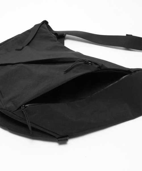 SEALSON / シールソン M3 CROSSBODY BAG（ショルダーバッグ