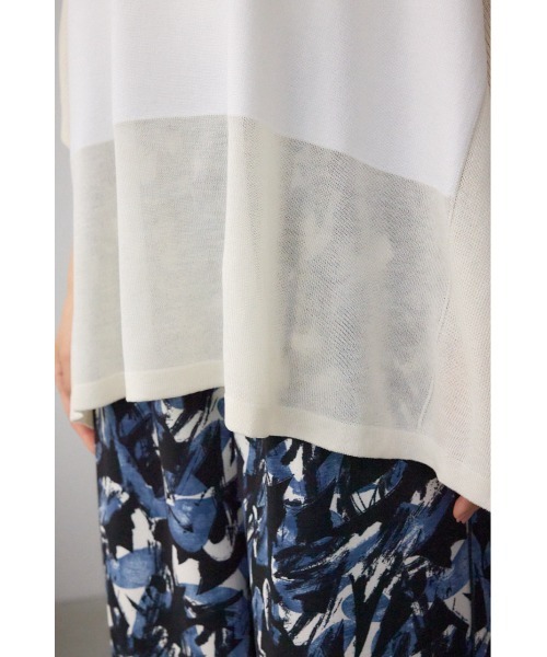 AZUL by moussy(アズールバイマウジー)の「バイカラーワイドルーズニット(ニット/セーター・レディース・オフホワイト/ブラック系その他/グレー系その他・FREE)」の12枚目の写真