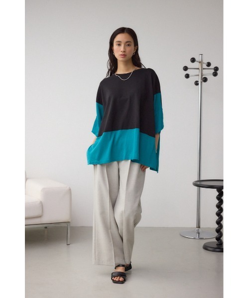 AZUL by moussy(アズールバイマウジー)の「バイカラーワイドルーズニット(ニット/セーター・レディース・オフホワイト/ブラック系その他/グレー系その他・FREE)」の16枚目の写真