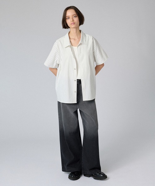 ONCILY（オンシェリー）の「SILVER BUTTON REGULAR COLLAR SHIRT / シルバーボタンレギュラーカラーシャツ（シャツ/ブラウス・メンズ・オフホワイト/ブラック/ブルー/イエロー/ホワイト系その他/ブラック系その他/ブルー系その他/ホワイト/ブラック系その他2・SMALL/MEDIUM/LARGE）」の16枚目の写真