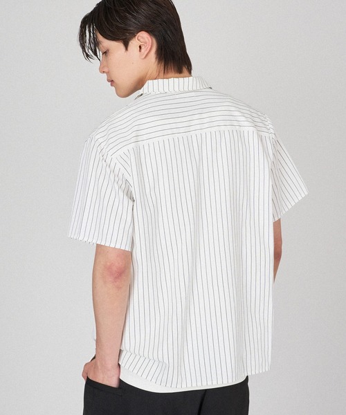 ONCILY（オンシェリー）の「SILVER BUTTON REGULAR COLLAR SHIRT / シルバーボタンレギュラーカラーシャツ（シャツ/ブラウス・メンズ・オフホワイト/ブラック/ブルー/イエロー/ホワイト系その他/ブラック系その他/ブルー系その他/ホワイト/ブラック系その他2・SMALL/MEDIUM/LARGE）」の21枚目の写真