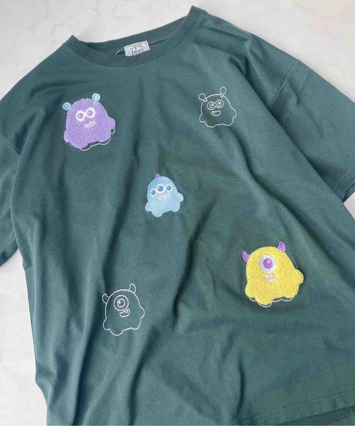AS KNOW AS plus(アズノゥアズプラス)の「●選びアソート ちりばめアニマルTシャツ (サメ・ネコ・おばけ)(Tシャツ/カットソー・レディース・オートミール/チャコールグレー/オフホワイト/グレー系/アイボリー系/ホワイト系/ダークグリーン系・FREE)」の21枚目の写真