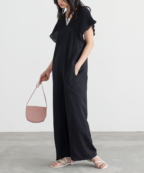 n'OrLABEL（ノアールレーベル）の「『シャーリングサロペットパンツ』（サロペット/オーバーオール・レディース・ブラック/テラコッタ・2/1）」の5枚目の写真