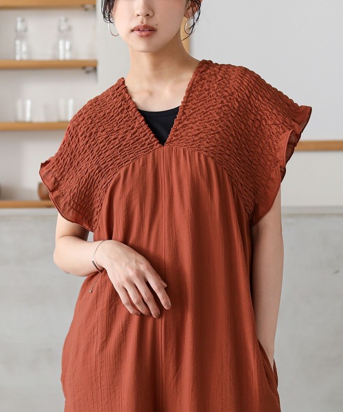 n'OrLABEL（ノアールレーベル）の「『シャーリングサロペットパンツ』（サロペット/オーバーオール・レディース・ブラック/テラコッタ・2/1）」の10枚目の写真