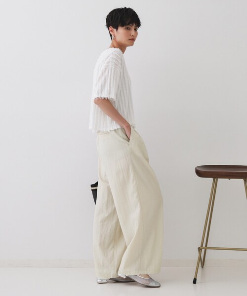 OPAQUE.CLIP（オペークドットクリップ）の「ナイロン混イージーワイドパンツ【洗濯機洗い可】（その他パンツ・レディース・ブラック/ナチュラル・40/38/42）」の9枚目の写真