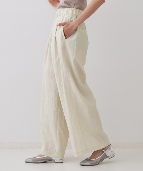 OPAQUE.CLIP（オペークドットクリップ）の「ナイロン混イージーワイドパンツ【洗濯機洗い可】（その他パンツ・レディース・ブラック/ナチュラル・40/38/42）」の12枚目の写真