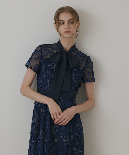 GRACE CONTINENTAL（グレースコンチネンタル）の「フラワ－フレアドレス（ドレス・レディース・ネイビー/ブラック/ピンク・38/36）」の20枚目の写真