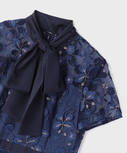 GRACE CONTINENTAL（グレースコンチネンタル）の「フラワ－フレアドレス（ドレス・レディース・ネイビー/ブラック/ピンク・38/36）」の10枚目の写真