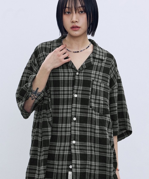 F.ILLUMINATE(フィルミネイト)の「【UNISEX】Filluminate/オープンカラーチェック半袖シャツ(シャツ/ブラウス・レディース・ブラウン/グレー・SMALL/MEDIUM/LARGE)」の1枚目の写真