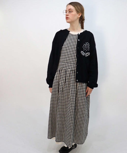 haupia（ハウピア）の「Dahlia'Swan Lake'【ニットカーディガン】（カーディガン/ボレロ・レディース・チャコールグレー/クリーム/ブラック/サックスブルー・MEDIUM）」の10枚目の写真