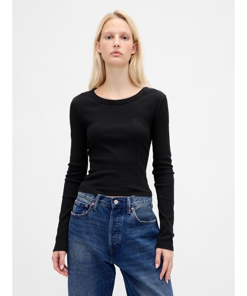 GAP（ギャップ）の「リブ Gapロゴ クロップド クルーネックTシャツ（Tシャツ/カットソー・レディース・ブラック/ホワイト/グリーン/グレー/ブラック系その他・XS/S/M/L/XL/XXS）」の2枚目の写真