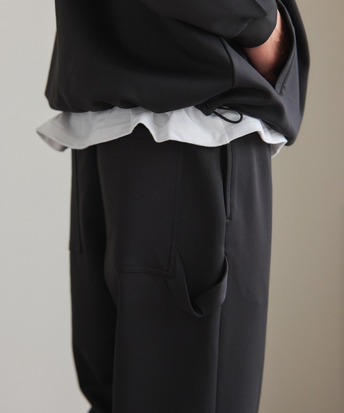 MAISON CLUB(メゾンクラブ)の「【MAISON CLUB】Professional Essential Stretch Track Pants KKP / プロフェッショナルエッセンシャルストレッチトラックパンツ AENNOYORK(その他パンツ・メンズ・ブラック/グレー/ブラウン・M/L)」の7枚目の写真