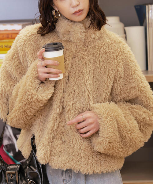 FREE'S MART（フリーズマート）の「◆ファースタンドブルゾン（ブルゾン・レディース・ベージュ/ブラウン・SMALL/MEDIUM）」の15枚目の写真